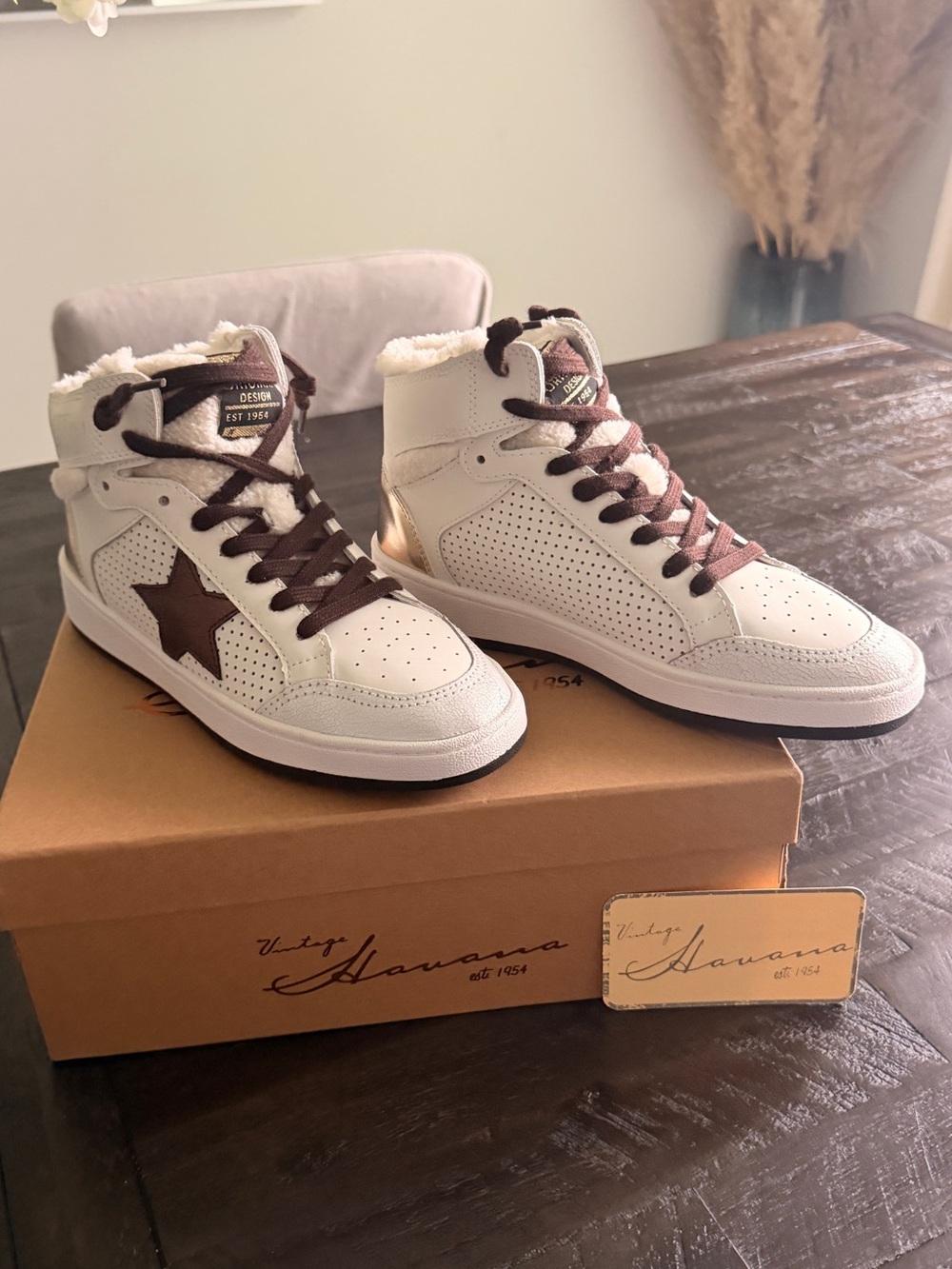 Vintage Havana Cream High-Top Sneakers with Brown Star Accents